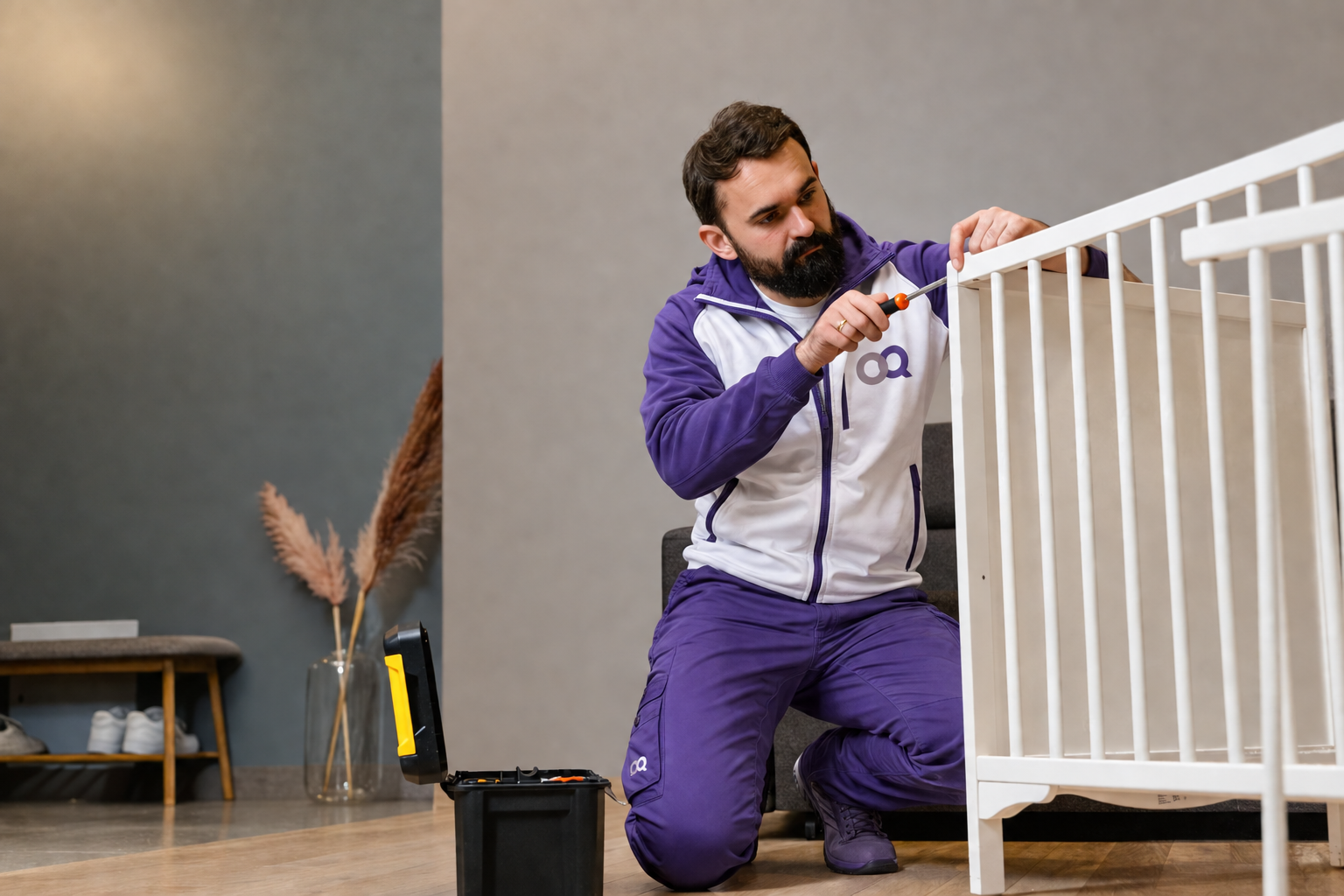 Installer repairing a white wooden lattice